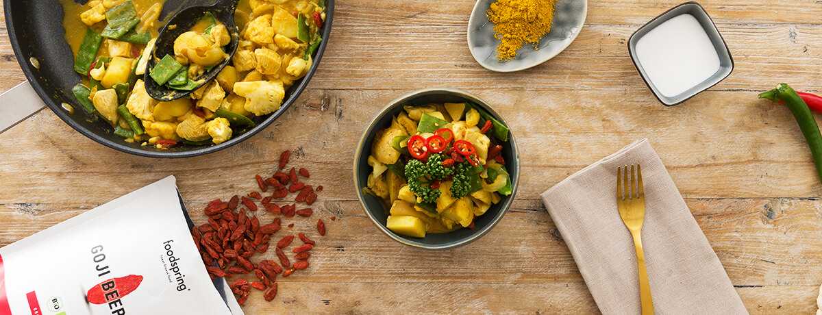 Curry met bloemkool en gojibessen
