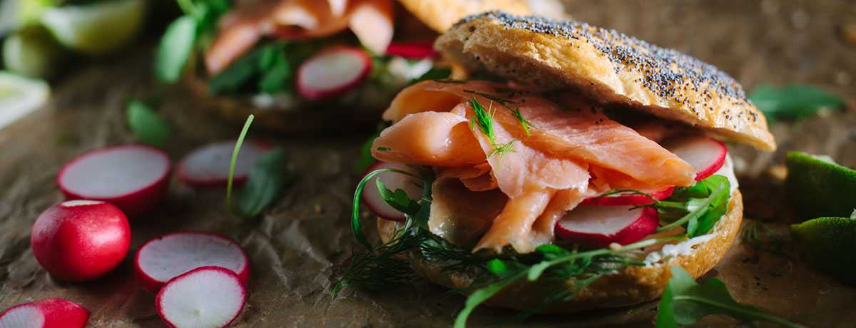 sandwich protéiné au saumon
