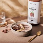 Smoothie bowl al cioccolato e cocco