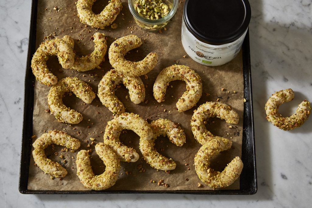 crescent cookies with almond and pistachio
